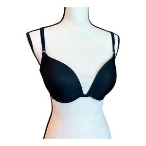 Victoria's Secret Womens Push Up Bra Double Strap Underwire Back Closure 32DD